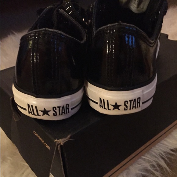 Converse women’s - Picture 2 of 4